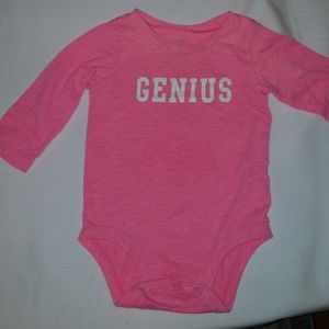 👀 Carter's GENIUS Onesie L/S 12 months